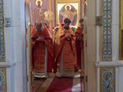 Божественная литургия в день памяти святителя Николая, архиепископа Мир Ликийских, чудотворца