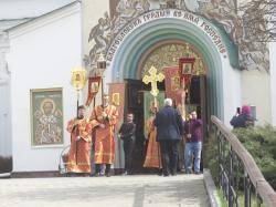 Митрополит Евгений совершил Божественную литургию в храме в честь Преображения Господня