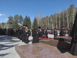 Памятные торжества на Широкореченском мемориале, посвященные Дню Победы